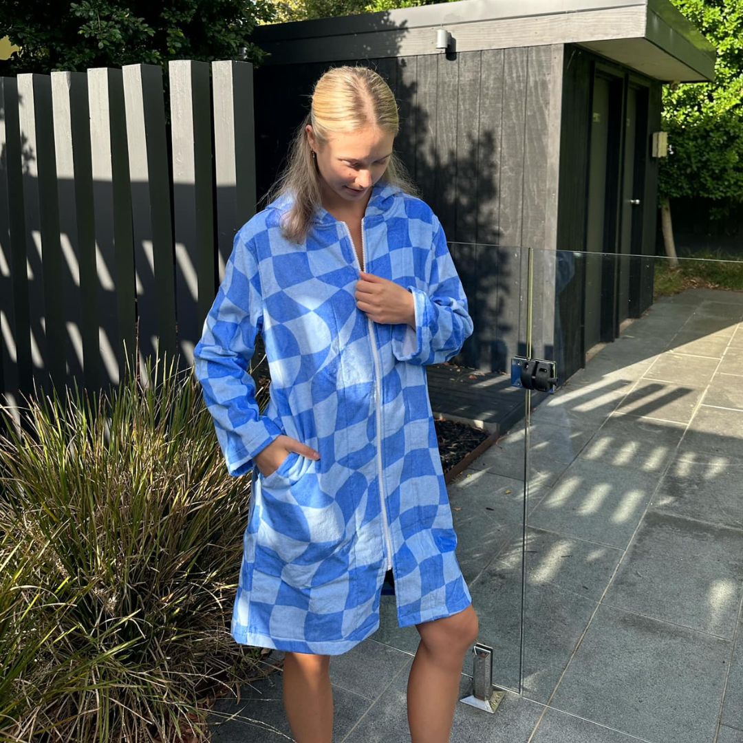 Tidal Checker Hooded Towel (12mnths, 3-5y, 5-7y, 7-11y, S-M, M-L, L-XL)