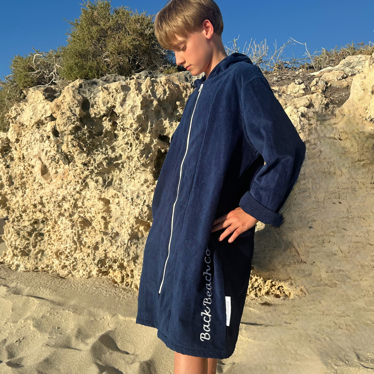 Deep Ocean Navy Hooded Towel (7-11y, S-M, M-L, L-XL)