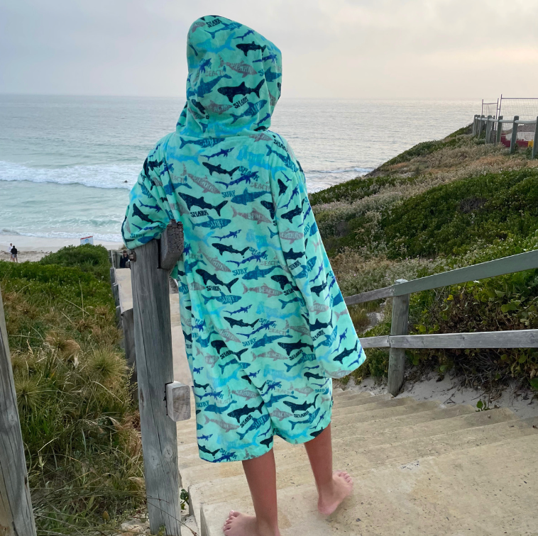 Luxe Sharky Hooded Towel