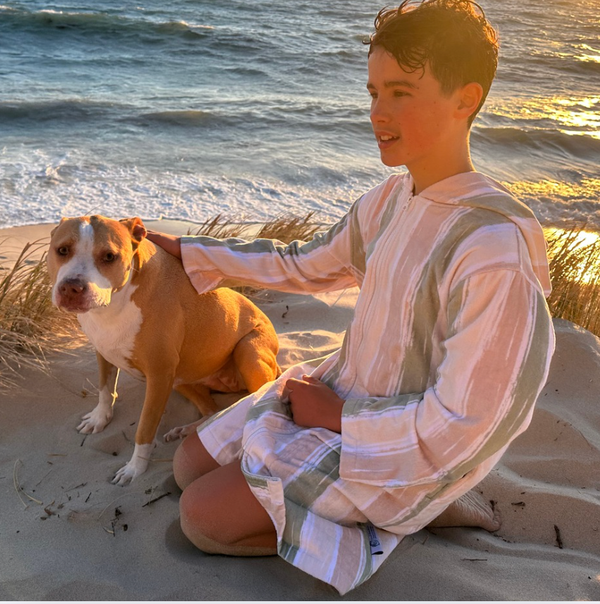 Luxe Island Sand Hooded Towel