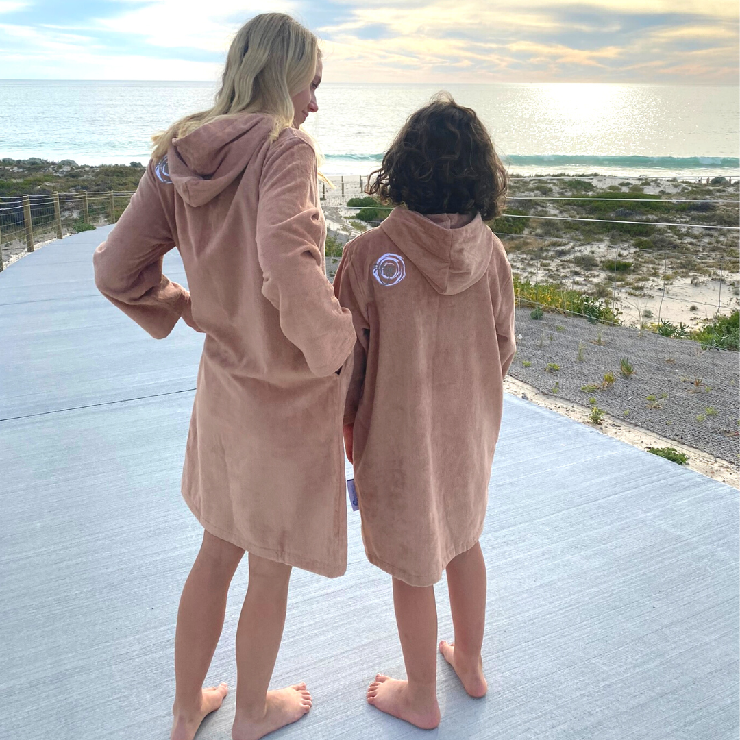 Luxe Sand Shell Hooded Towel