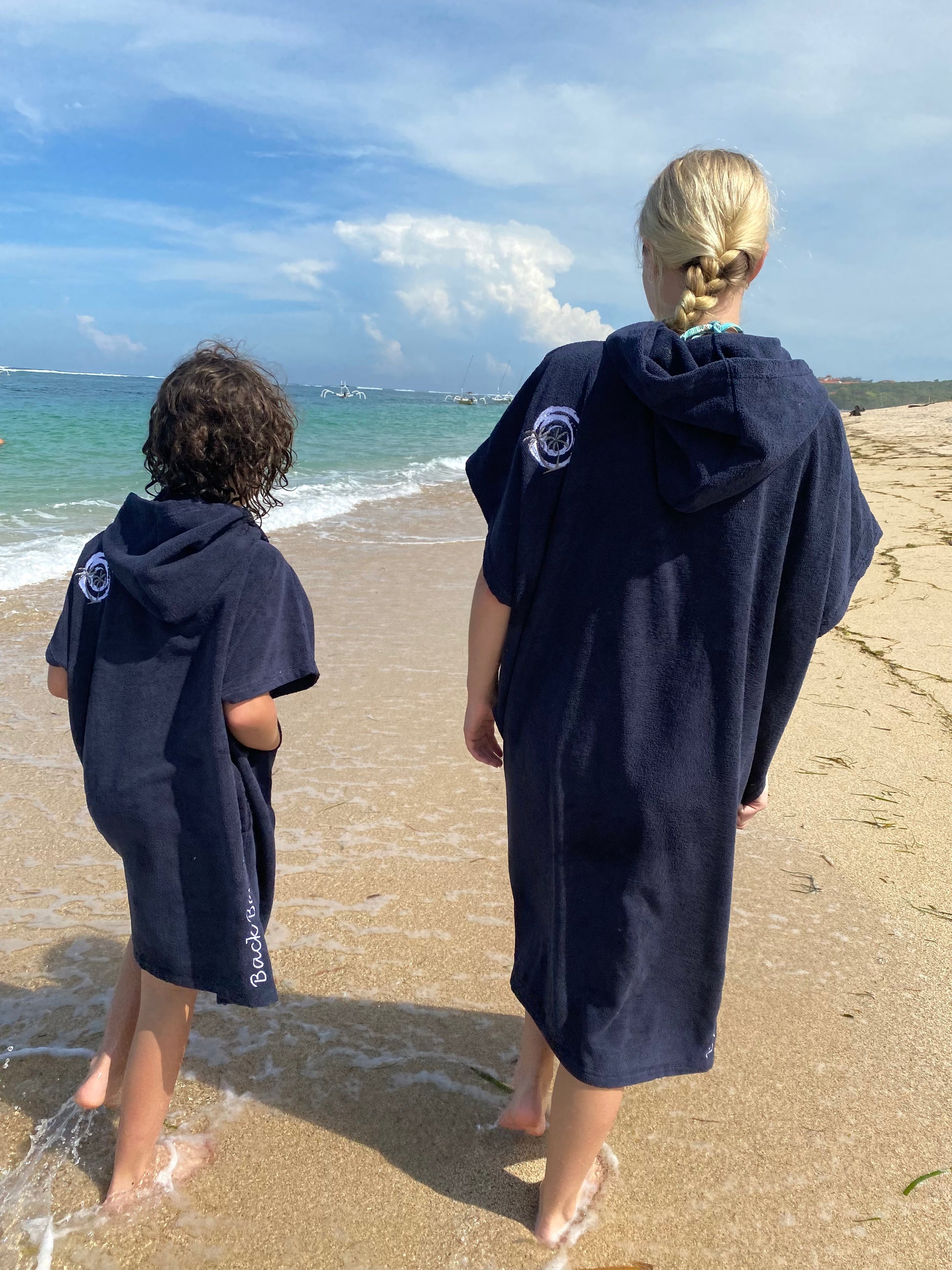 Microfibre hooded towel hotsell