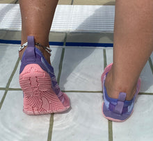Load image into Gallery viewer, Water / Sand Shoes - Pink fade