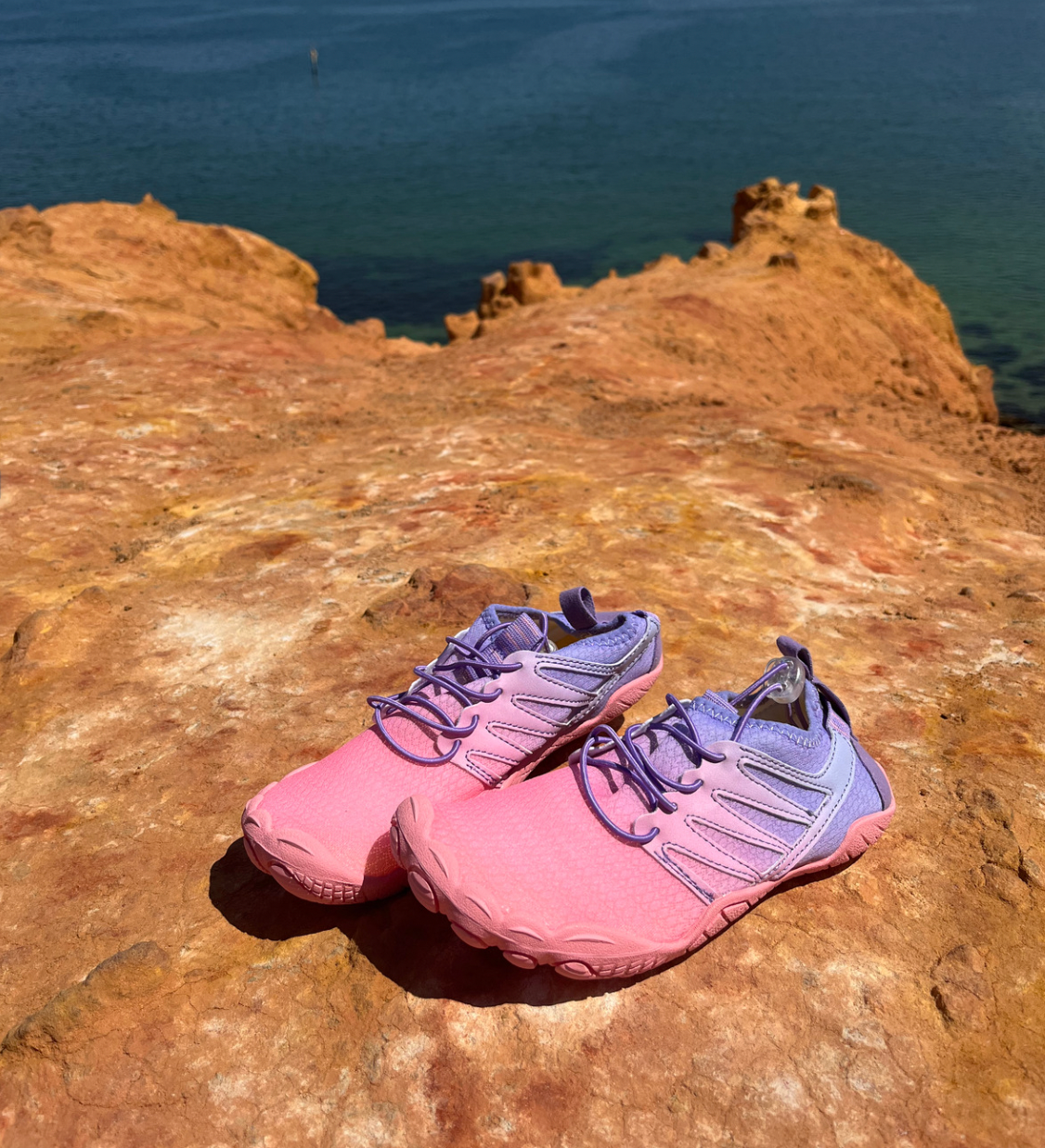 Water / Sand Shoes - Pink fade